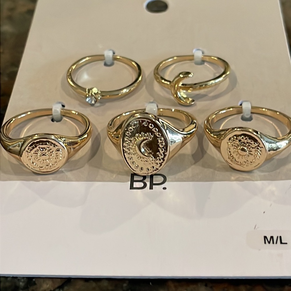 BP Bundle of 5 Gold Toned Rings
